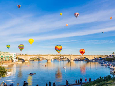 Lake Havasu - Brücke 1 istock