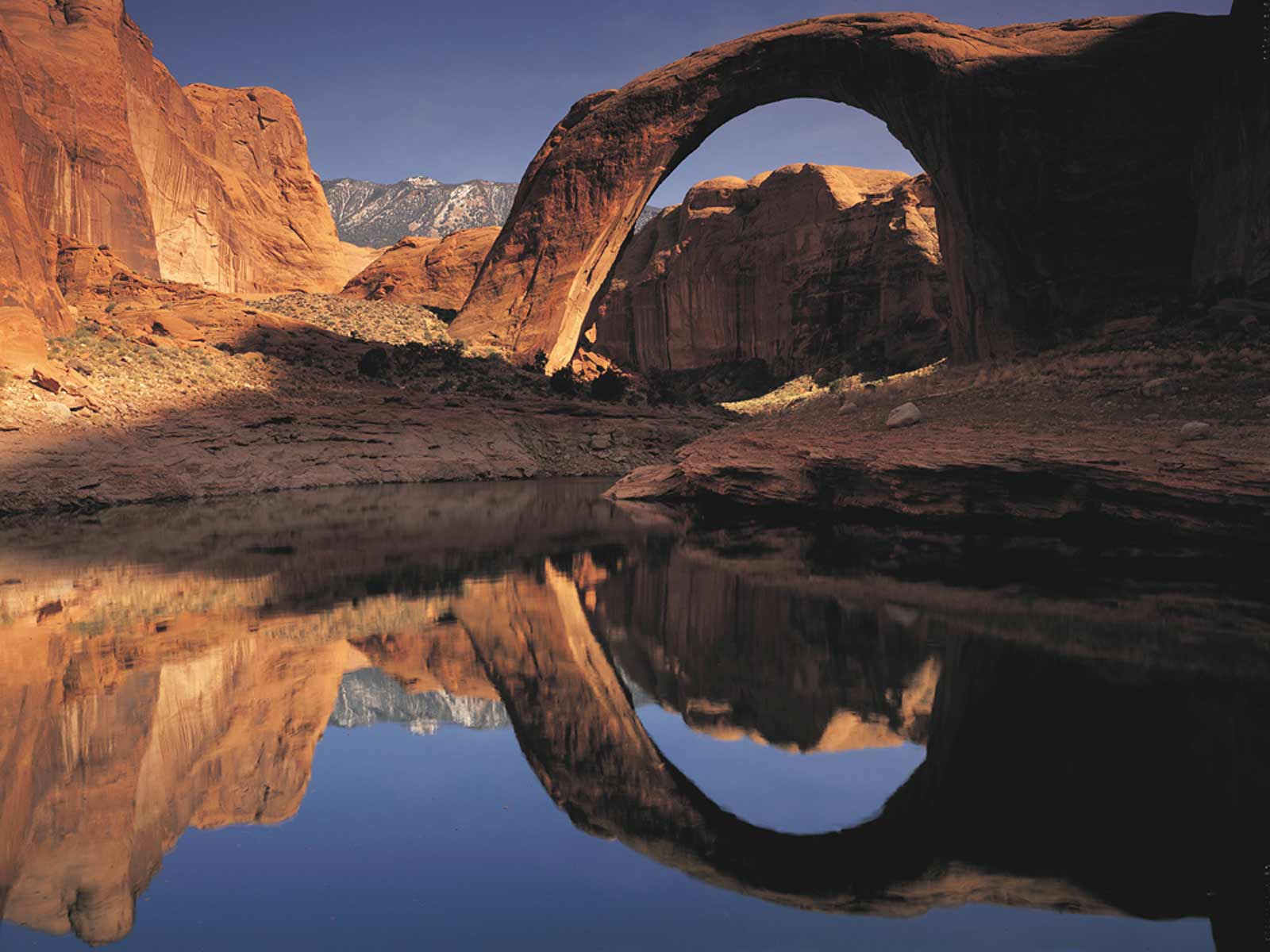 Tourweb-Fernweh-Angebote/USA/LakePowellBridge